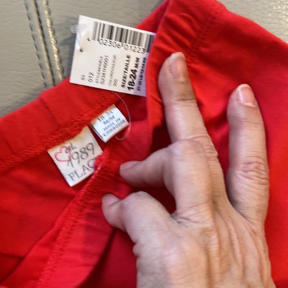 2-Pces set new with tags 18-24 red - Picture 4 of 6